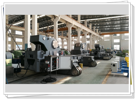 1000 Ton de Hydraulische van het Opkrikkenlassen Rotator